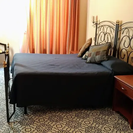 Nicolas Guest house 3*