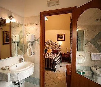 Nicolas Guest house 3*