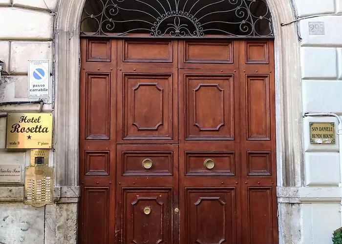 招待所 Nicolas 3*