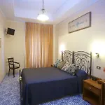 Nicolas 3* Rome