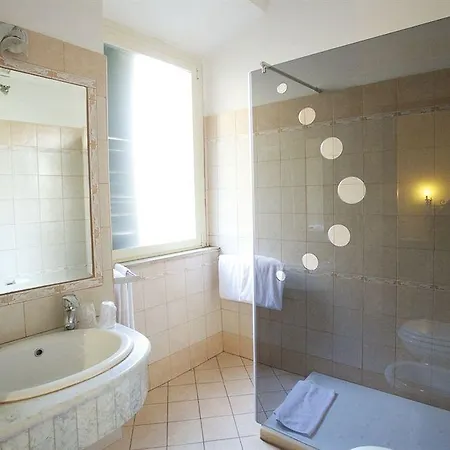 Nicolas Guest house