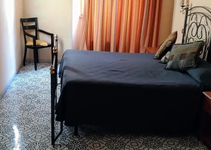 Nicolas Gasthuis Rome